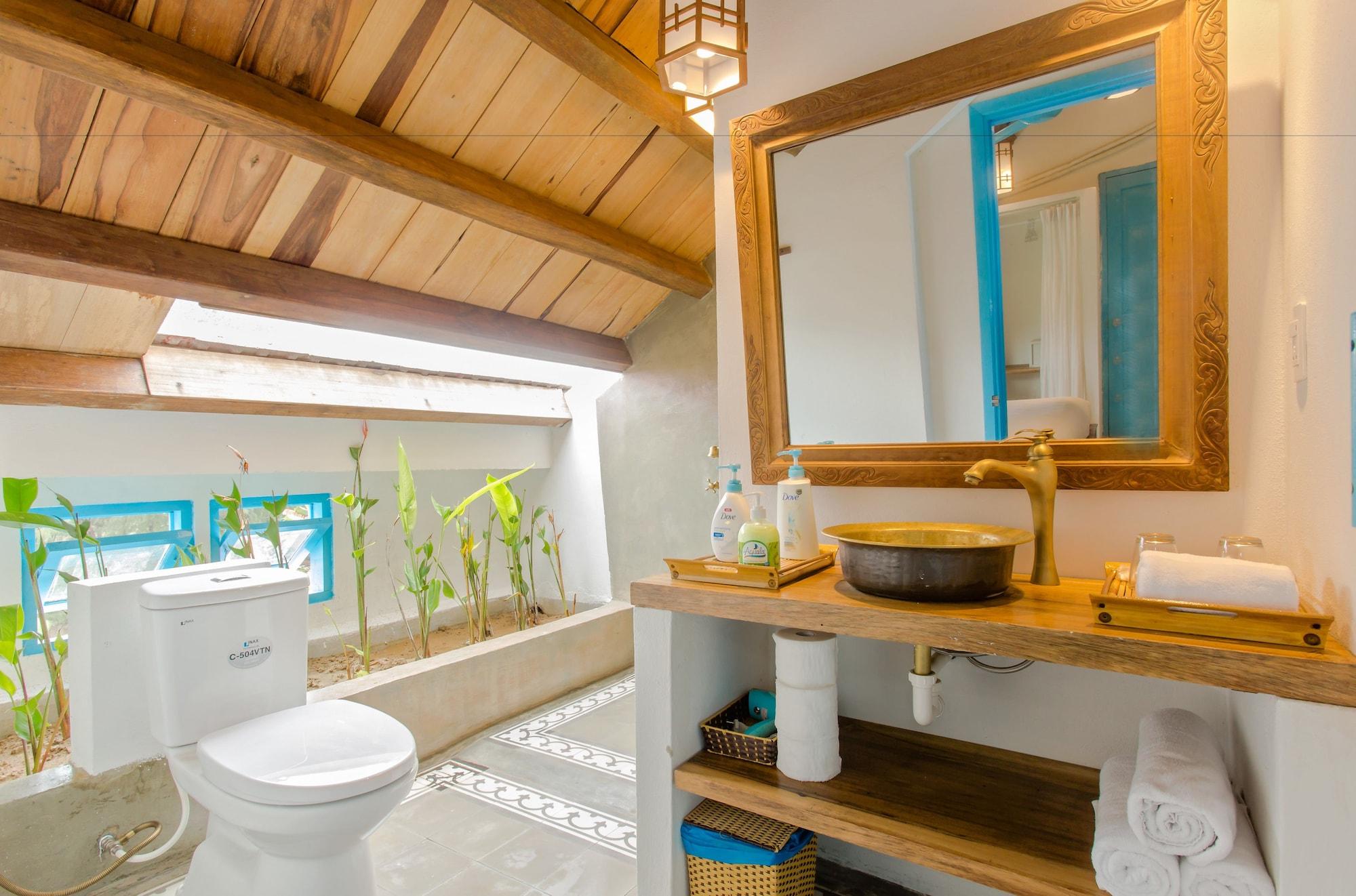 Life Beach Villa Hoi An Exterior photo