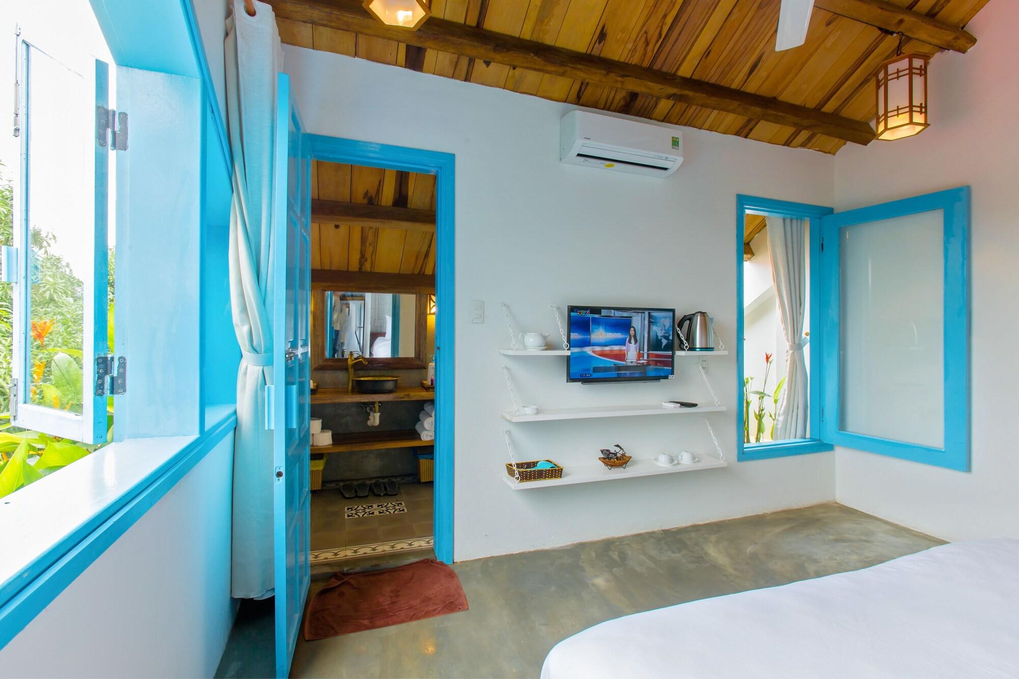 Life Beach Villa Hoi An Exterior photo