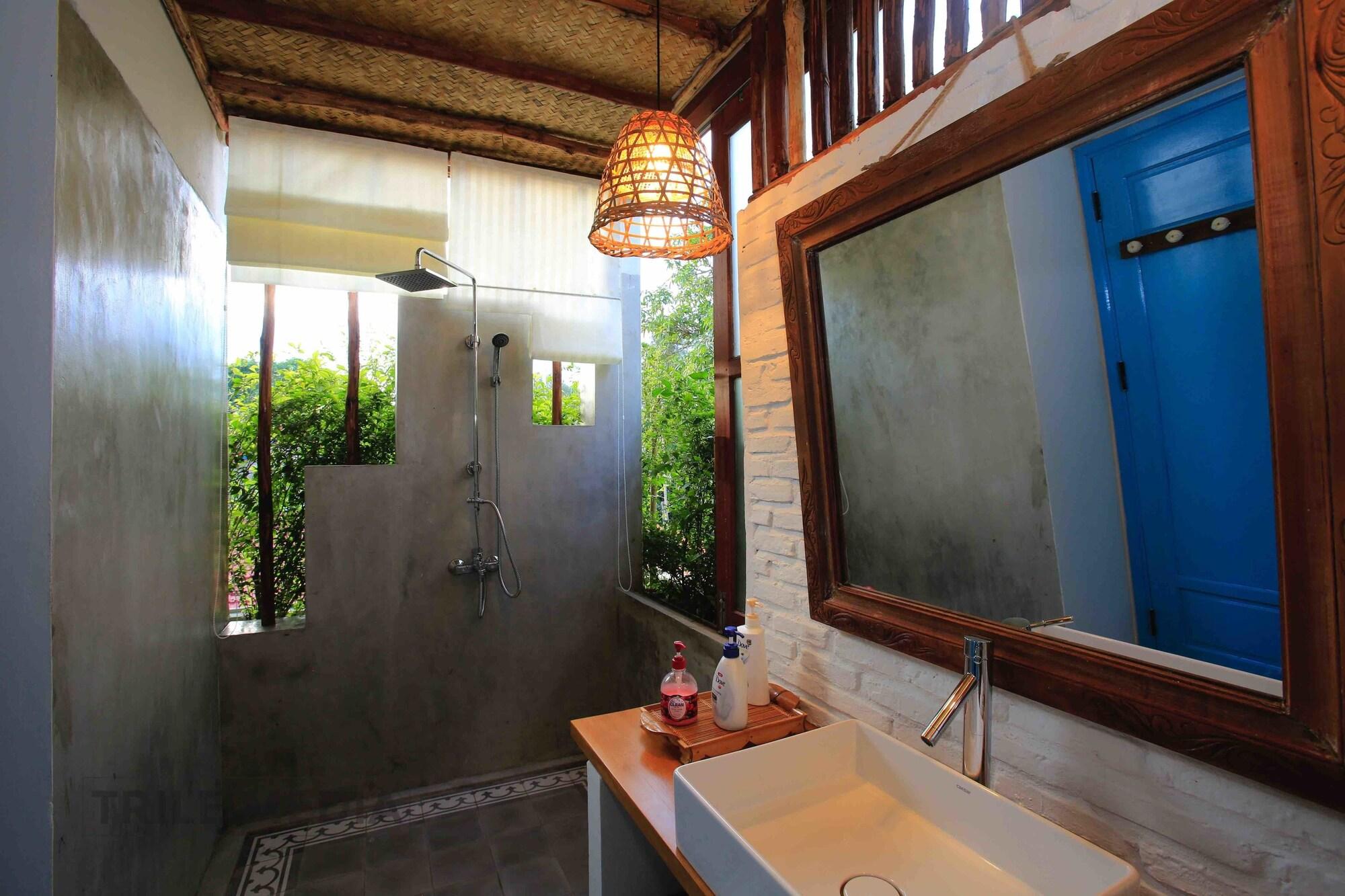 Life Beach Villa Hoi An Exterior photo