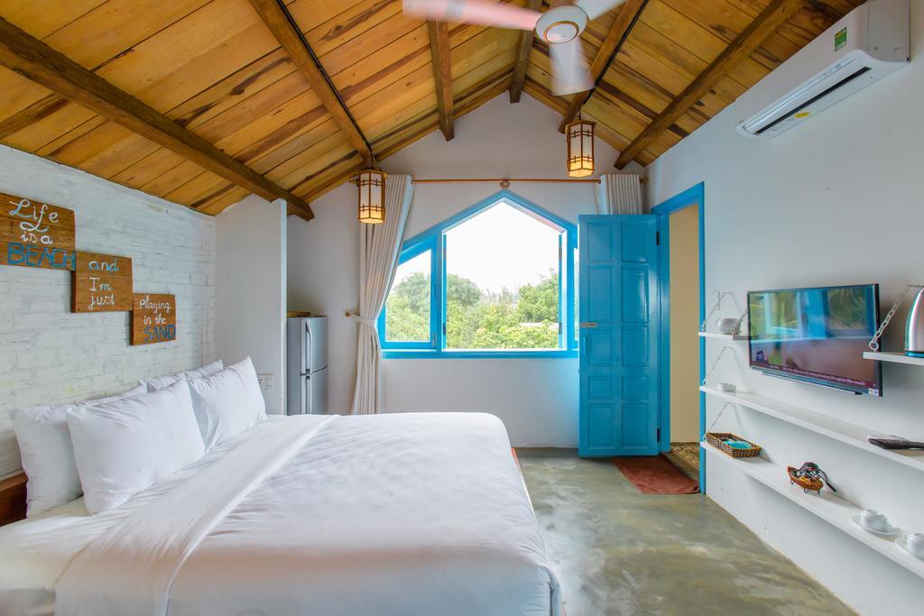 Life Beach Villa Hoi An Exterior photo